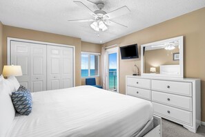 2 makuuhuonetta, silitysrauta/-lauta, ilmainen Wi-Fi, vuodevaatteet