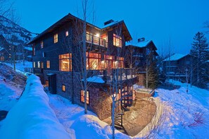 Exterior - JHRL - Amazing 5-bedroom Granite Ridge Lodge #16, Hot Tub and Sweeping Views (Teton Village)