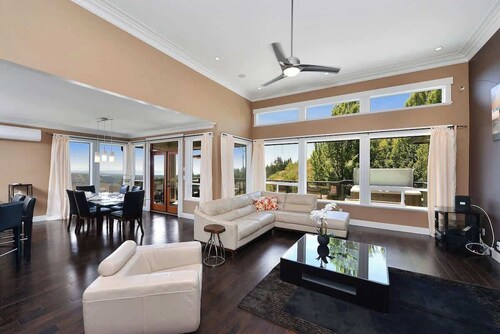 Nature's Gate Executive Estate