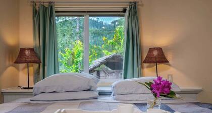 North Lake Waterfront Home