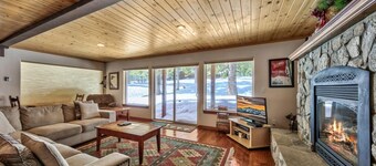 Available for the 4th and Celebrity Golf  - Tahoe Chalet Downstairs living