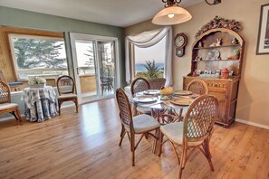 Dining - Enjoy Fabulous Views at This Rental on Happy Hill! Pet-Friendly Too! (Cambria)