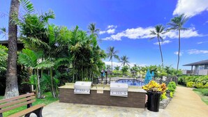 Terrace/patio - 2BR OV in Kaanapali, Beachfront Clubhouse, Golf cart, walk Whaler's Village (Kaanapali)