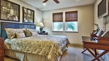 3 bedrooms, desk, iron/ironing board, WiFi