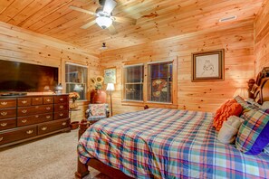 5 bedrooms, free WiFi, bed sheets - 1 Abundant Life -  hot tub, game room, near Boone & golf course (Banner Elk)