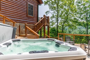 Bain à remous extérieur