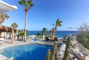 Outdoor pool - Casa Rossein by Wolf PM (El Cardonal)