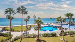A heated pool - Sonoran Sun E-307 Sunshine On My Mind Well Furnished Ocean Front Condo (Puerto Penasco)