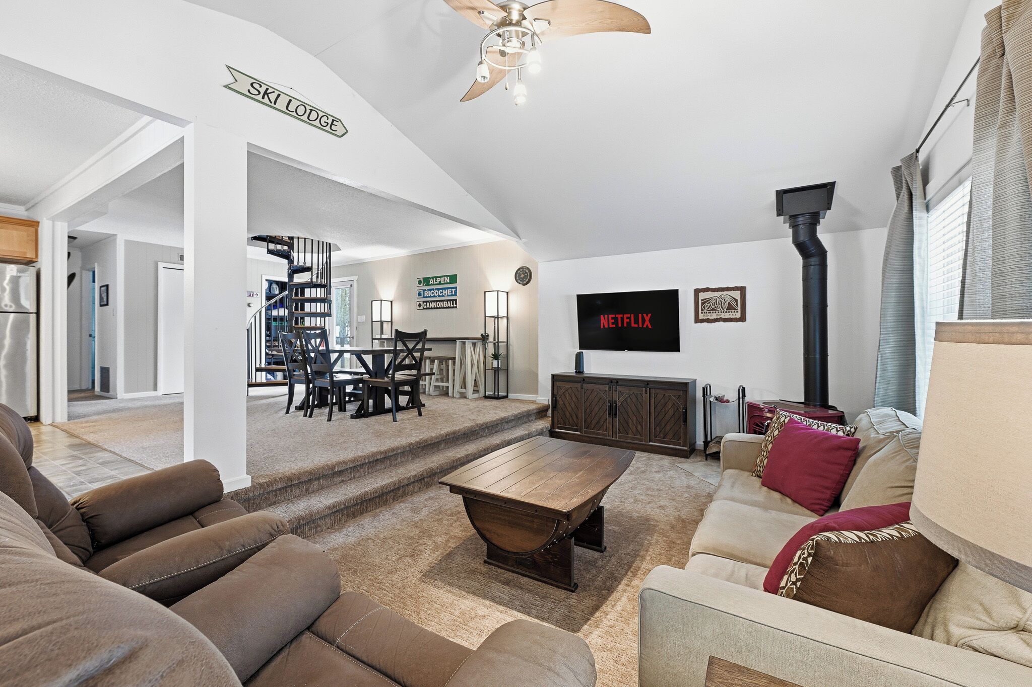 Welcome To Hillside Haus: Your Cozy Trailside Retreat! - Ironwood, MI