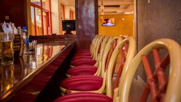 Bar (en la propiedad)