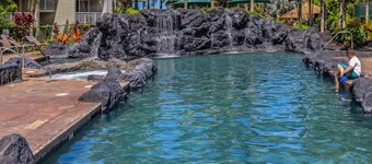 CLIFFS 4-207,  SPECTACULAR VIEWS - 2 PRIVATE LANAIS AT THIS REMODELED CONDO