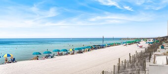 Lounge in Luxury! Stunning Updated Beach Front Condo FREE Beach Service (211)