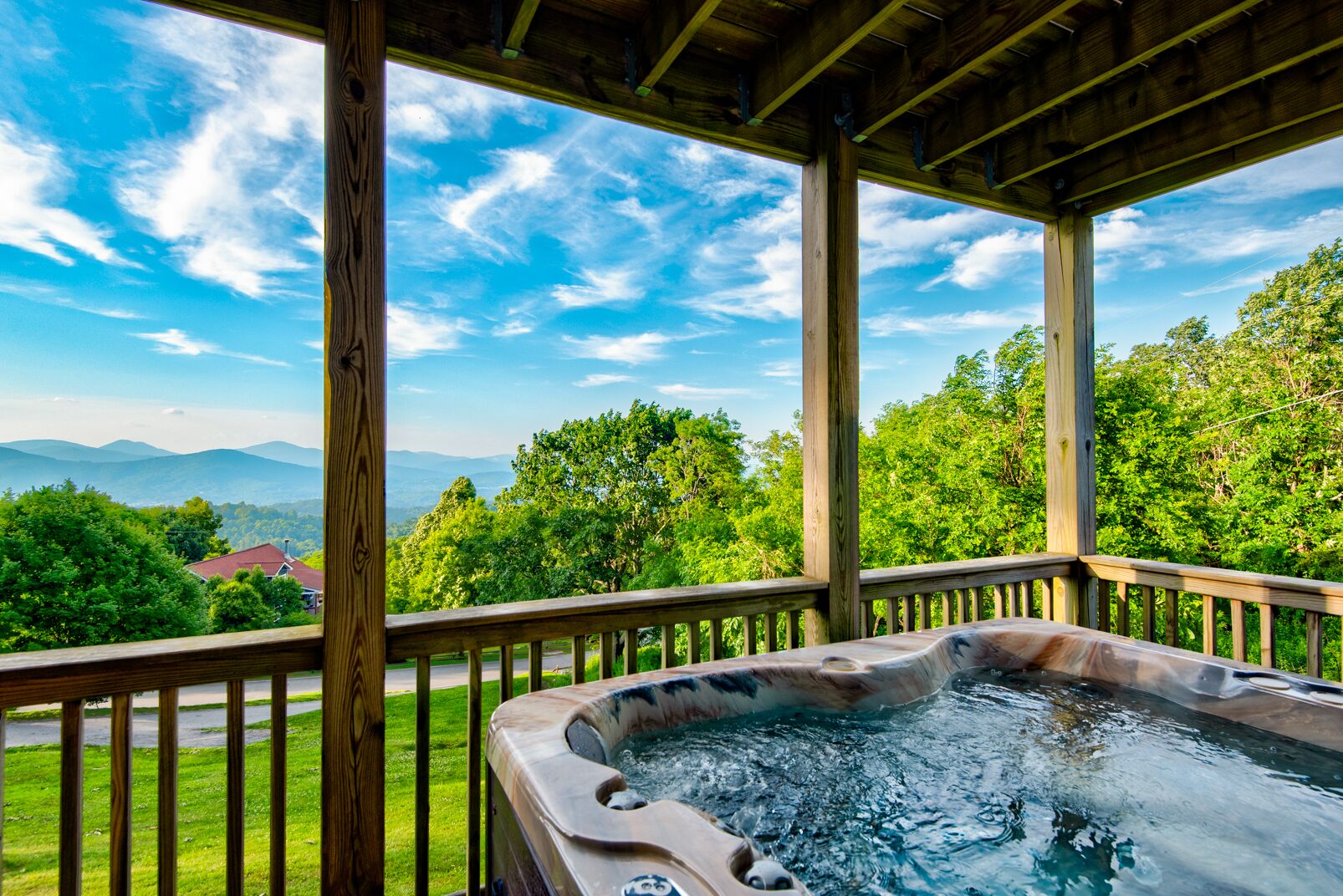 Outdoor spa tub