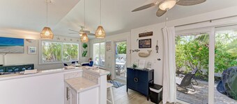 Salt Air East managed by Beach Retreats FL Anna Maria Island