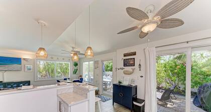Salt Air East managed by Beach Retreats FL Anna Maria Island