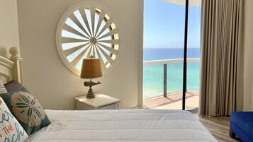 3 slaapkamers, een bureau, een strijkplank/strijkijzer, gratis wifi