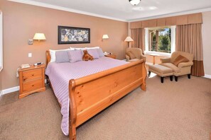 1 bedroom, desk, iron/ironing board, WiFi