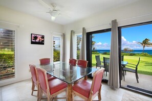 Dining - Beachfront on Kauai's Beautiful Coconut Coast! (Lihue)