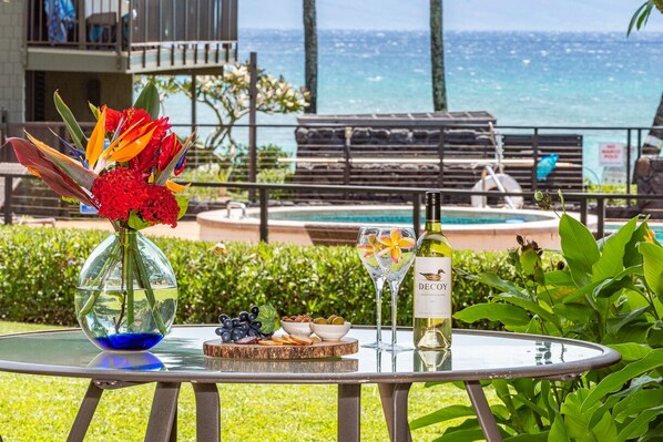 屋外ダイニングエリア