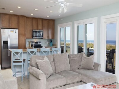 Spacious Oceanfront Pool Home!