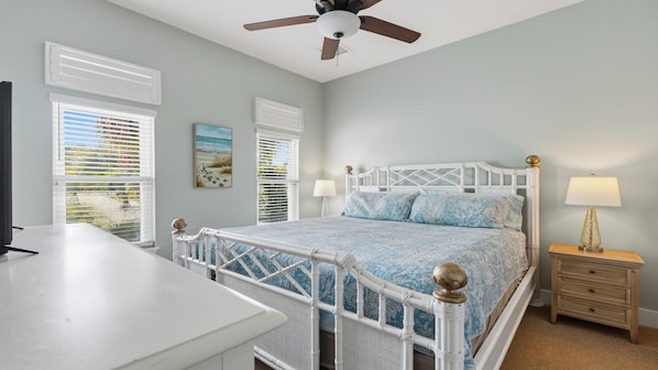5 habitaciones, tabla de planchar con plancha, wifi y ropa de cama 