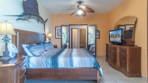 5 bedrooms, free WiFi, bed sheets