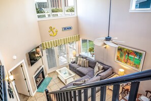 Televisión y reproductor de DVD 