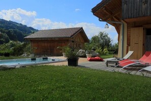 Piscine extérieure, piscine chauffée