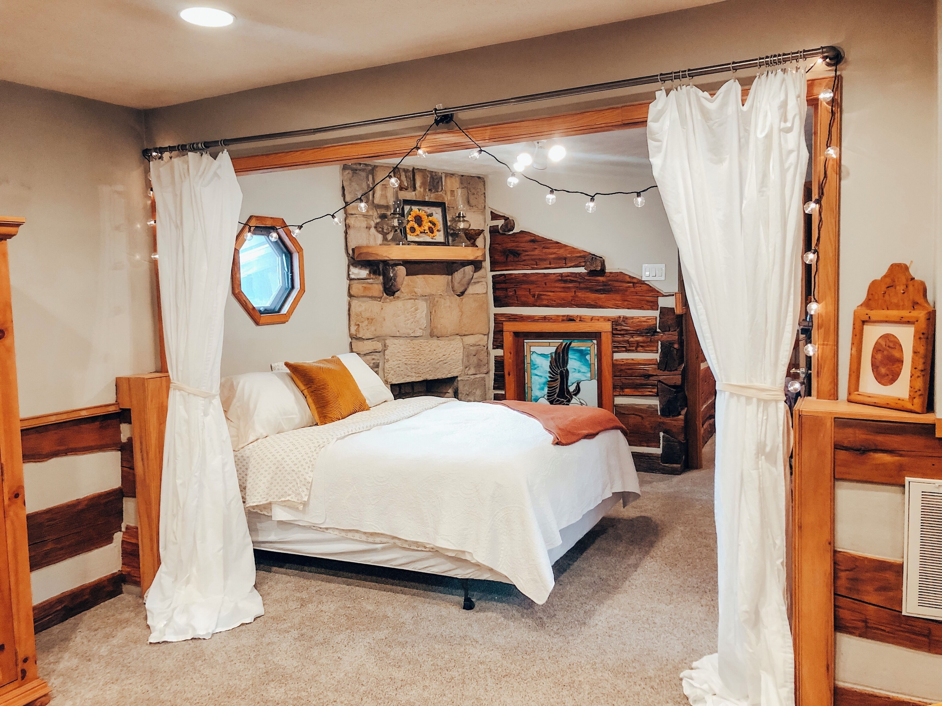 6 chambres, fer et planche à repasser, Wi-Fi gratuit, draps fournis