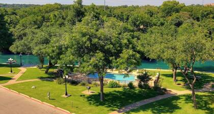 RRC A305 Riverpalooza On the Comal