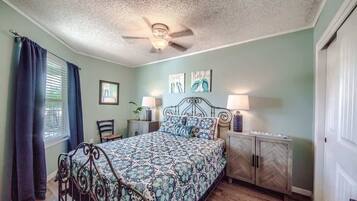 2 chambres, Wi-Fi gratuit, draps fournis