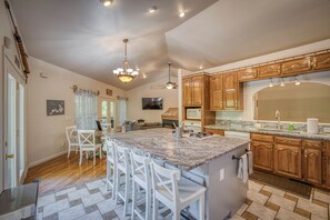 Fridge, microwave, oven, stovetop - Lake James Retreat: Large Private Lakefront Home (nebo)