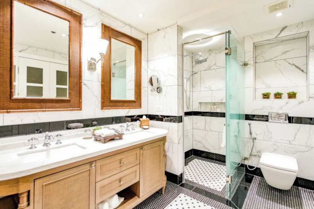 Baño | Ducha y cabezal de ducha con hidromasaje