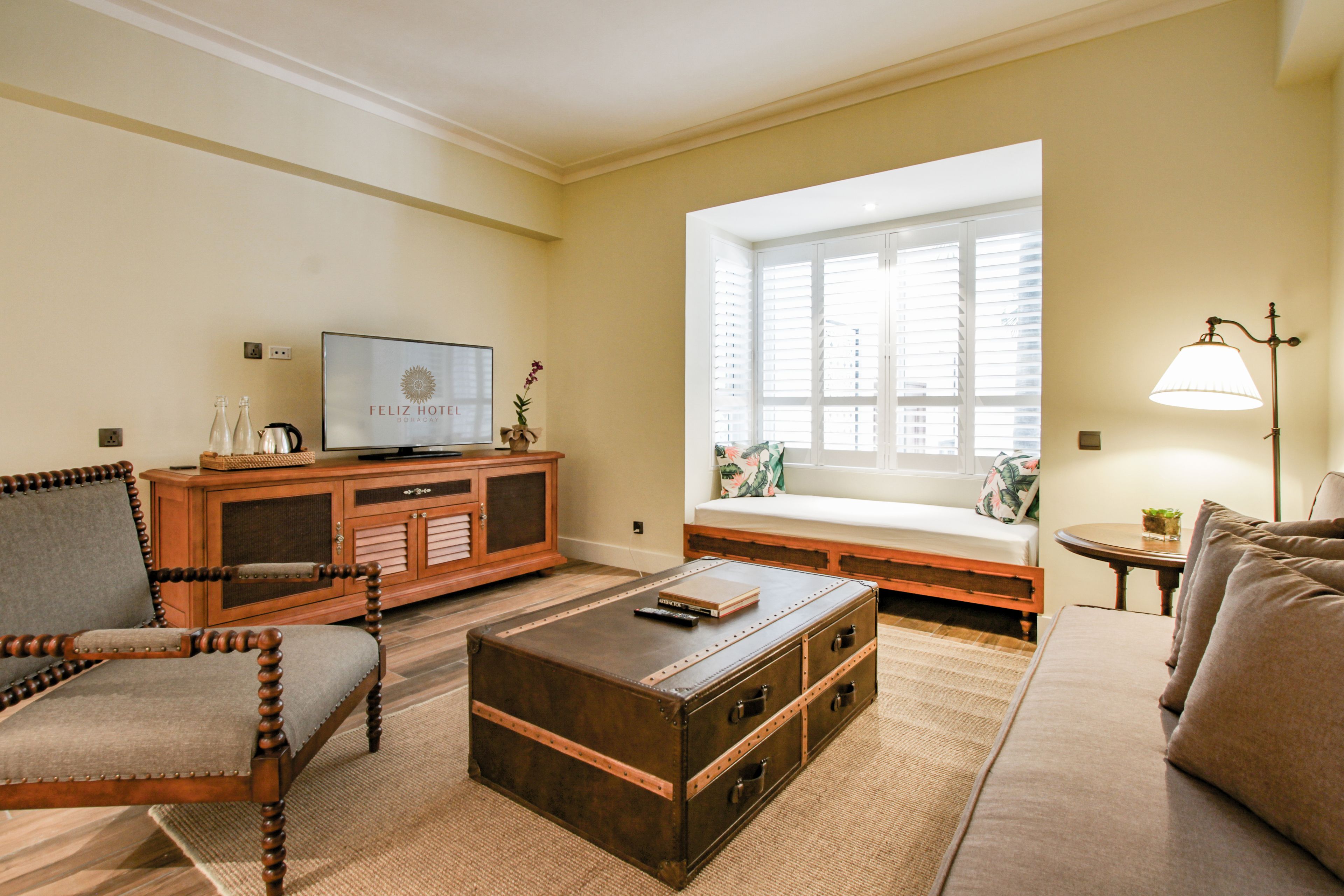 suite | living area | smart tv