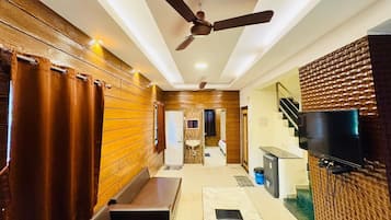 Basic-feriehus - 3 soveværelser | Allergivenligt sengetøj, gratis Wi-Fi, sengetøj