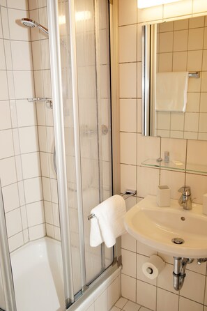 Kamar Single Premium, ensuite | Kamar mandi
