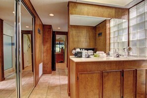 Combined shower/bathtub, hair dryer