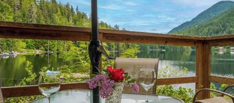 The Lakeside Cottage