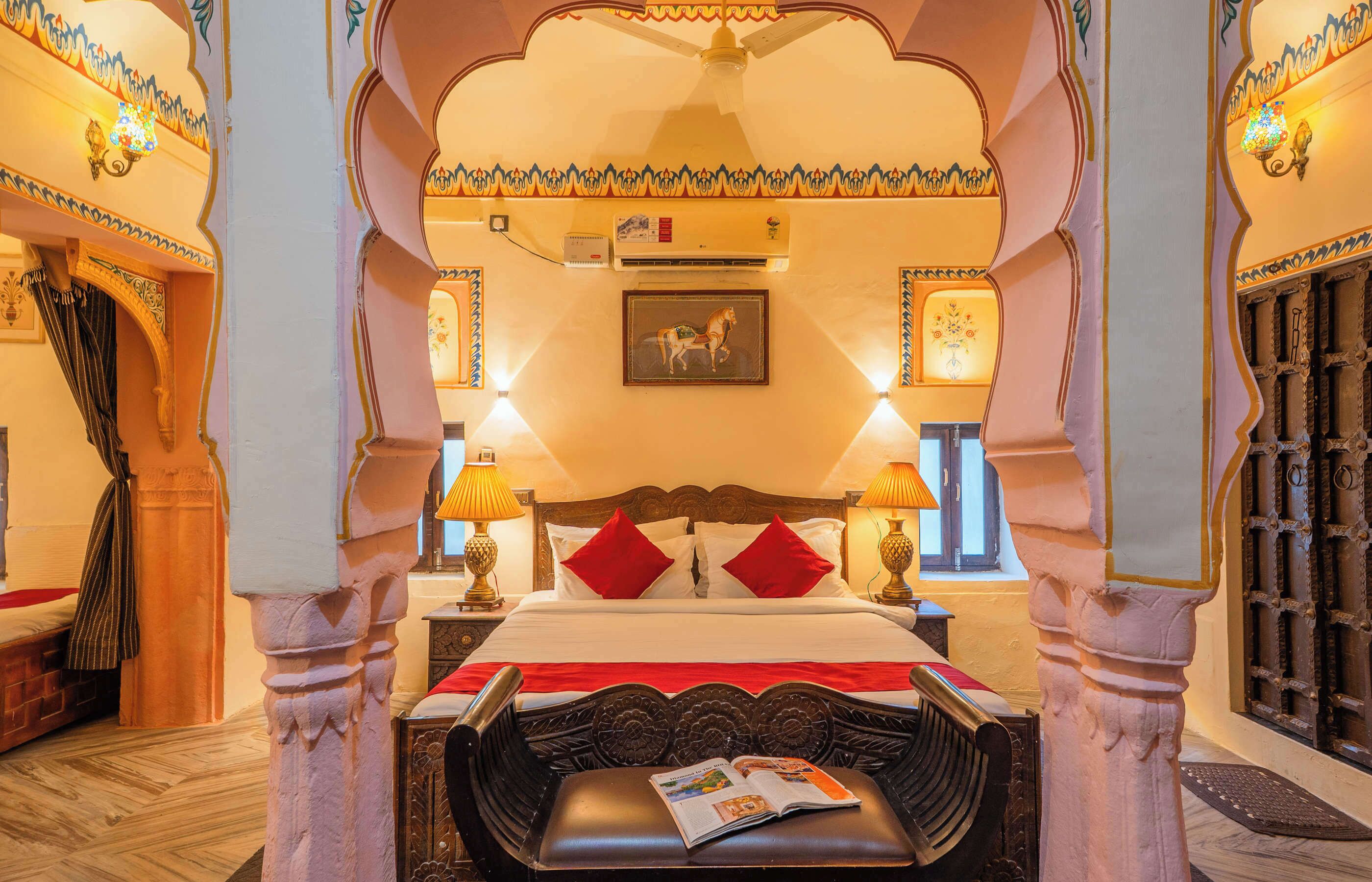 Suíte, 1 cama King (Maharaja Suite Room) | 1 quarto, escrivaninha, Wi-Fi de cortesia, roupa de cama