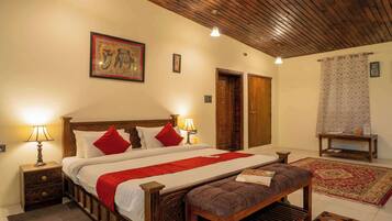 ํจ๋ฐ๋ฆฌ๋ฃธ | 1 ๊ฐ์ ์นจ์ค, ์ฑ
์, ๋ฌด๋ฃ WiFi, ์นจ๋ ์ํธ