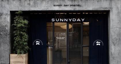 Sunny Day Hostel