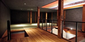 Family Room | In-room safe, free WiFi, bed sheets