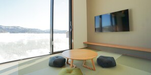 프리미엄 트리플룸, 침대(여러 개), 전용 욕실, 별관 | 객실 내 금고, 무료 WiFi, 침대 시트