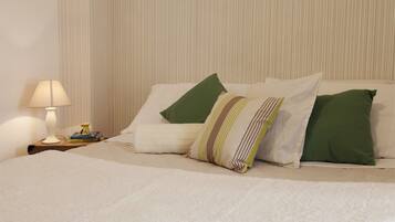 In-room safe, desk, laptop workspace, free WiFi