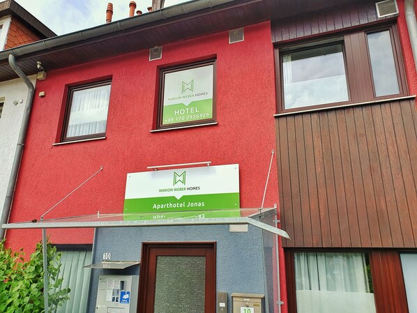Front of property - Aparthotel Jonas (Bremen)