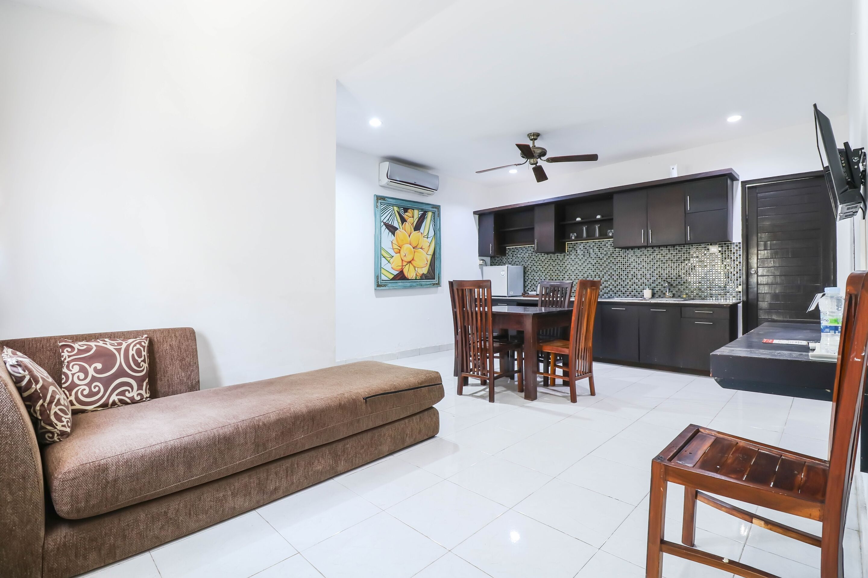 Photo - Capital O 1666 Grand Pudjawan Hotel Near Kuta Beach