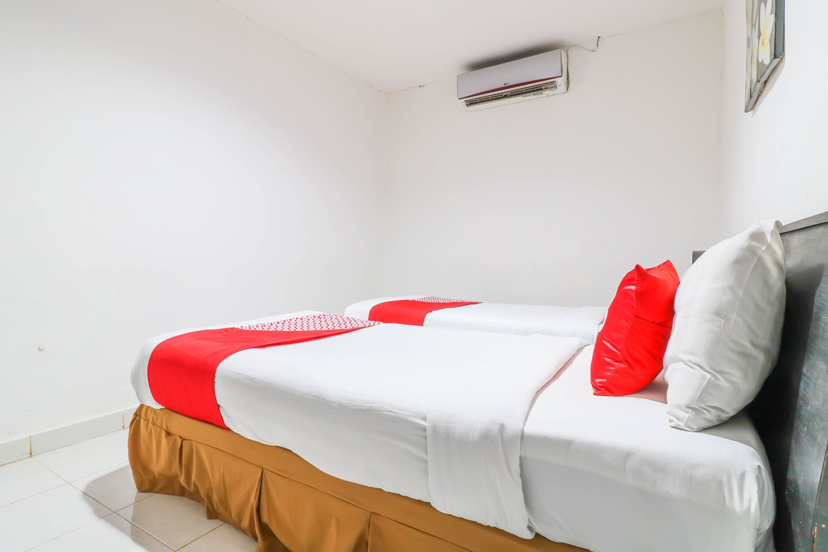 Photo - Capital O 1666 Grand Pudjawan Hotel Near Kuta Beach