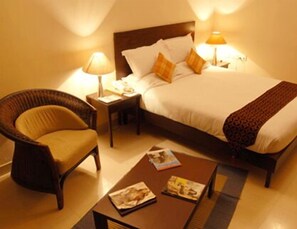 1 غرفة نوم وأغطية فراش متميزة وأسرّة بطبقة علوية مريحة وميني بار