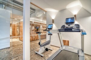Opciones de fitness en la habitación