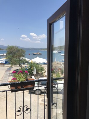 Kahden hengen comfort-huone, merinäköala | Näkymä parvekkeelta